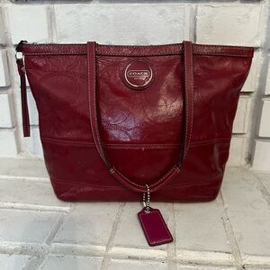 EUC Coach Signature Patent Leather Tote Cranberry